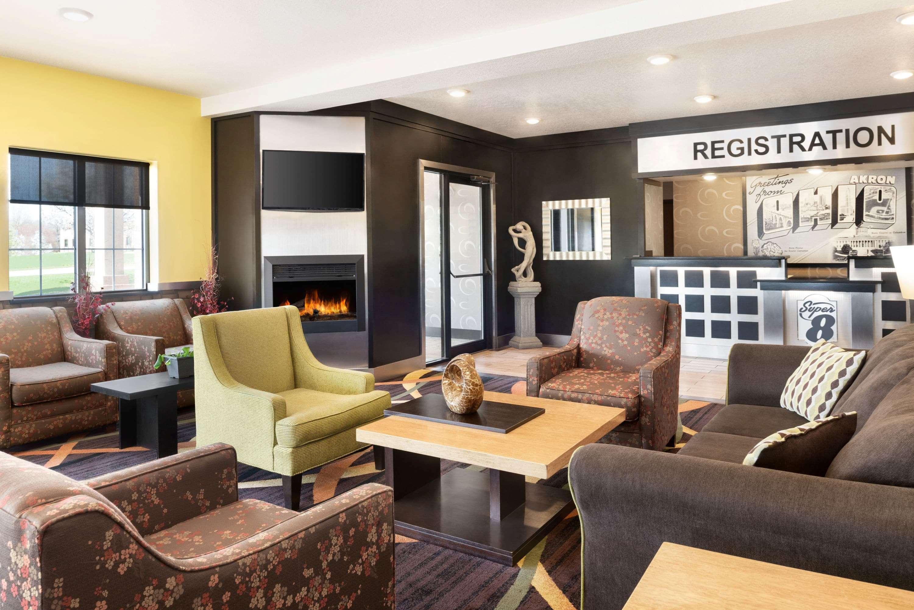 Super 8 By Wyndham Akron S/Green/Uniontown Oh Экстерьер фото